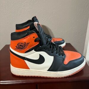 Nike Jordan 1s